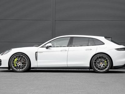 Porsche Panamera 4