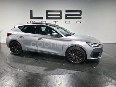 Gris / plata Usado 2021 Cupra Leon VZ Berlina | 29.499 € (Un poco caro)