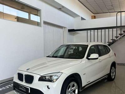 Usado BMW X1 Comfort Edition 143 CV (105 kW) 2012 Blanco SUV