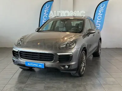 Käytetty Porsche Cayenne S E-Hybrid 416 HP (305 kW) 2015 Harmaa Katumaasturi