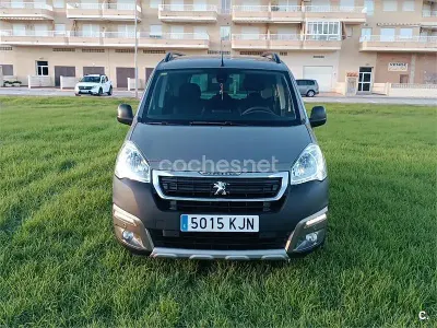 Käytetty Peugeot Partner Tepee Outdoor 100 HP (73 kW) 2016 Peessi Tila-auto