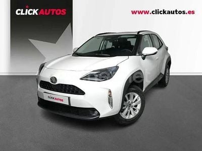 Blanco Usado 2025 Toyota Yaris Cross Business Edition SUV | 25.300 € (Precio justo)