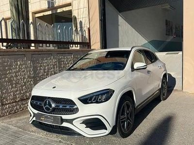 Usado Mercedes GLA250 218 CV (160 kW) 2024 Blanco SUV