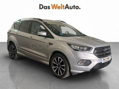 Usado Ford Kuga ST-Line 150 CV (110 kW) 2018 Gris / plata SUV