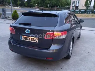 Usado Toyota Avensis Advance 147 CV (108 kW) 2009 Azul Familiar