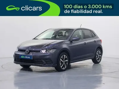 Usado VW Polo 95 CV (69 kW) 2025 Gris Utilitario