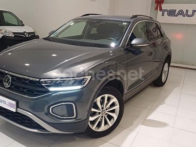 Gris / plata Usado 2022 VW T-Roc Life SUV | 23.990 € (Precio justo)