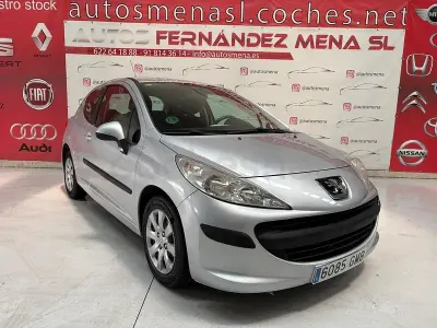 Usado Peugeot 207 95 CV (69 kW) 2009 Gris / plata Berlina