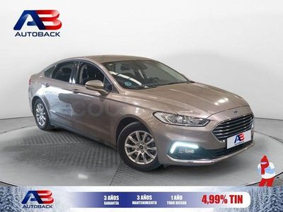 Usado Ford Mondeo Trend 187 CV (137 kW) 2020 Gris Berlina