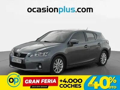 Usado Lexus CT200h 136 CV (100 kW) 2011 Gris Utilitario