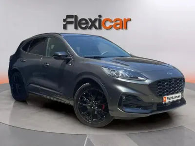Usado Ford Kuga ST-Line 150 CV (110 kW) 2023 Gris SUV