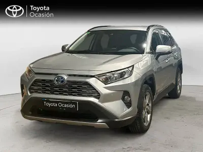 Usado Toyota RAV4 Hybrid Advance 218 CV (160 kW) 2021 Gris / plata SUV