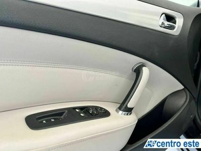usado Peugeot 407 Coupe 2.7hdi Pack Aut.