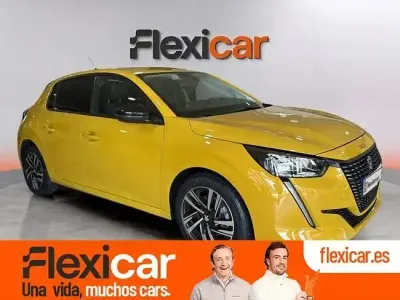 Usado Peugeot 208 Allure 100 CV (73 kW) 2023 Amarillo Utilitario