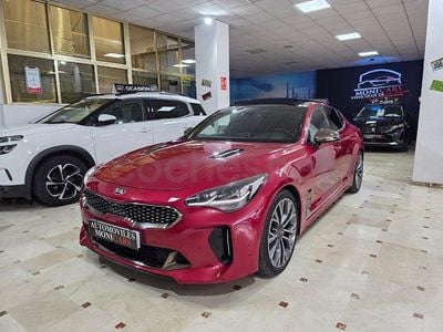 Usado Kia Stinger GT-Line 245 CV (180 kW) 2019 Rojo Utilitario