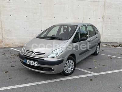 Gris / plata Usado 2006 Citroën Xsara Picasso Exclusive Monovolumen | 2990 € (Precio justo)