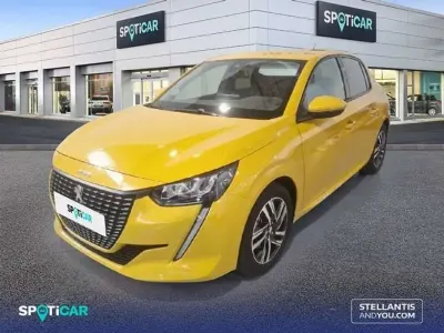 Usado Peugeot 208 Allure 101 CV (74 kW) 2020 Amarillo Utilitario