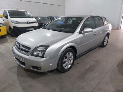 Usado Opel Vectra Cosmo 150 CV (110 kW) 2005 Gris Berlina
