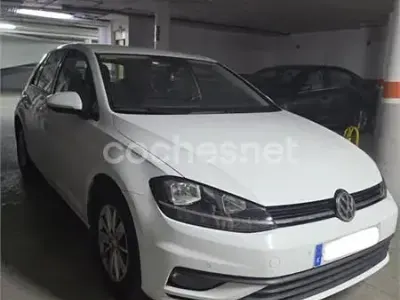 Usado VW Golf VII Edition 115 CV (84 kW) 2019 Blanco Berlina