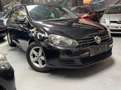 Usado VW Golf VI Highline 122 CV (89 kW) 2009 Negro Utilitario