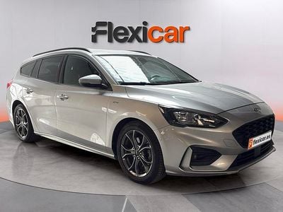Begagnad Ford Focus ST-Line 120 HK (88 kW) 2019 Grå Kombi