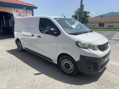 Usado Peugeot Expert S 102 CV (75 kW) 2022 Blanco Van