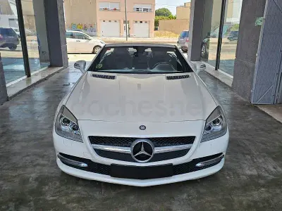 Usado Mercedes SLK250 204 CV (150 kW) 2014 Blanco Descapotable