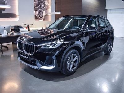 Negro Nuevo 2026 BMW X1 Shadowline SUV | 40.900 €