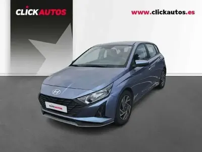 Usado Hyundai i20 79 CV (58 kW) 2025 Azul Utilitario