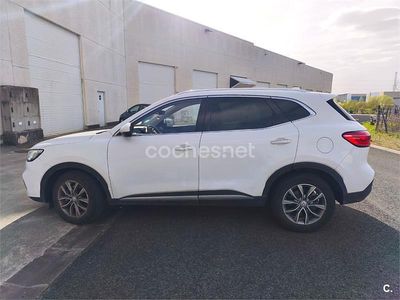 Begagnad MG HS Comfort 162 HK (119 kW) 2023 Vit SUV