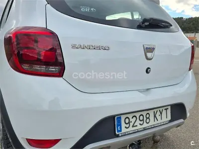 Usado Dacia Sandero Comfort 95 CV (69 kW) 2019 Blanco Berlina