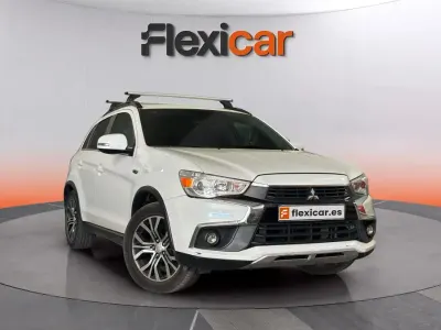 Usado Mitsubishi ASX Motion 114 CV (83 kW) 2017 Blanco SUV