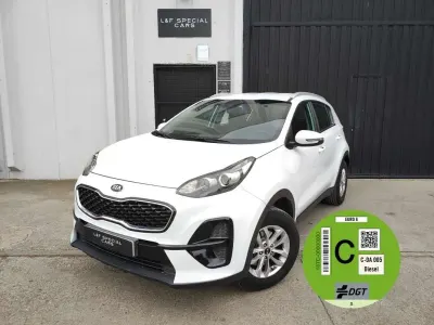 Usado Kia Sportage Plus 132 CV (97 kW) 2019 Blanco SUV