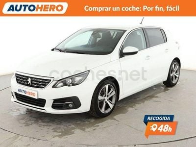 Usado Peugeot 308 Allure 130 CV (95 kW) 2019 Blanco Berlina