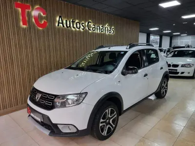 Usado Dacia Sandero Comfort 90 CV (66 kW) 2018 Blanco Berlina