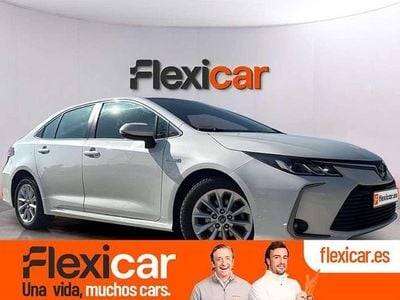 Usado Toyota Corolla Active 122 CV (89 kW) 2019 Blanco Berlina