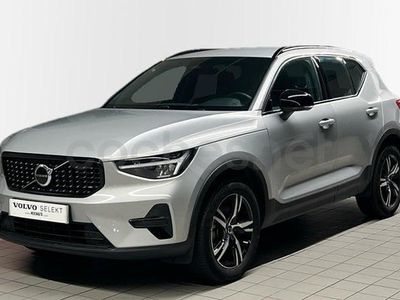 Usado Volvo XC40 Plus 163 CV (119 kW) 2025 Gris / plata SUV
