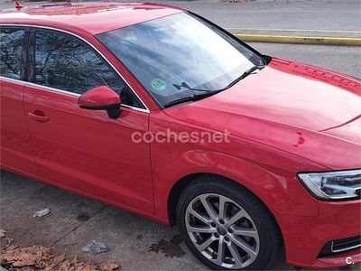 Usado Audi A3 Sport 110 CV (80 kW) 2017 Rojo Berlina