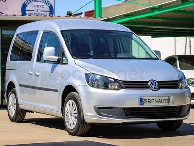 Usado VW Caddy Maxi Trendline 102 CV (75 kW) 2015 Gris / plata Monovolumen