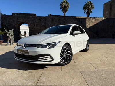 Usado VW Golf VIII Life 115 CV (84 kW) 2021 Blanco Berlina