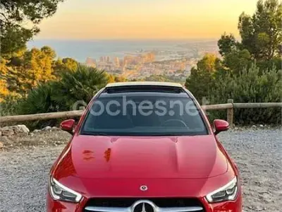 Usado Mercedes CLA200 156 CV (114 kW) 2019 Rojo Berlina