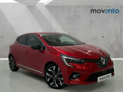 Begagnad Renault Clio V Techno 100 HK (73 kW) 2023 Röd Sedan