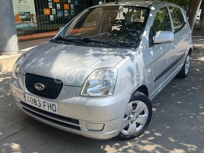 Gris / plata Usado 2006 Kia Picanto LX Utilitario | 4490 € (Un poco caro)