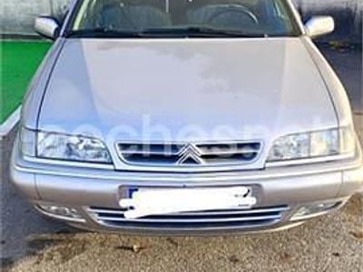 Usado Citroën Xantia 90 CV (66 kW) 1998 Gris / plata Berlina