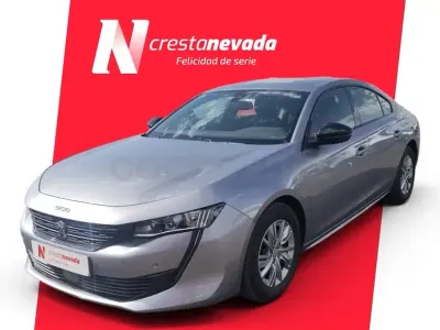 Usado Peugeot 508 Active 130 CV (95 kW) 2022 Gris / plata Berlina