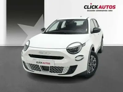 Usado Fiat 600 101 CV (74 kW) 2025 Blanco SUV