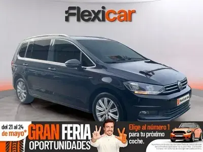 Usado VW Touran Advance 115 CV (84 kW) 2019 Negro Monovolumen