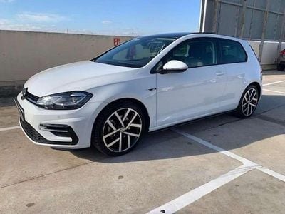 Blanco Usado 2018 VW Golf VII R-line Utilitario | 20.900 € (Un poco caro)