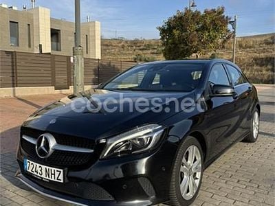 Negro Usado 2016 Mercedes A200 Urban Berlina | 14.000 € (Precio justo)