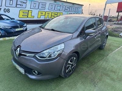 Usado Renault Clio IV Dynamique 90 CV (66 kW) 2013 Gris / plata Berlina